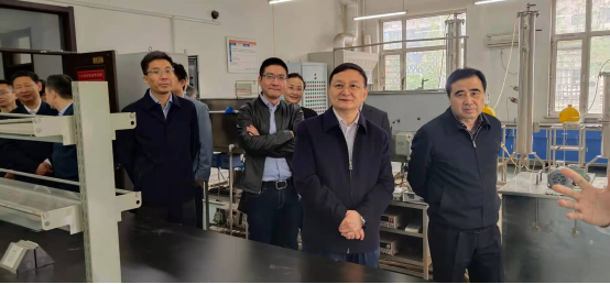 下載.png 下載.png